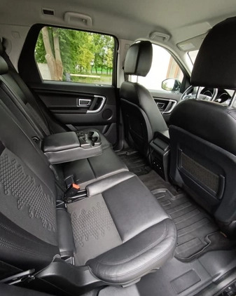 Land Rover Discovery Sport cena 99900 przebieg: 98000, rok produkcji 2019 z Warszawa małe 301